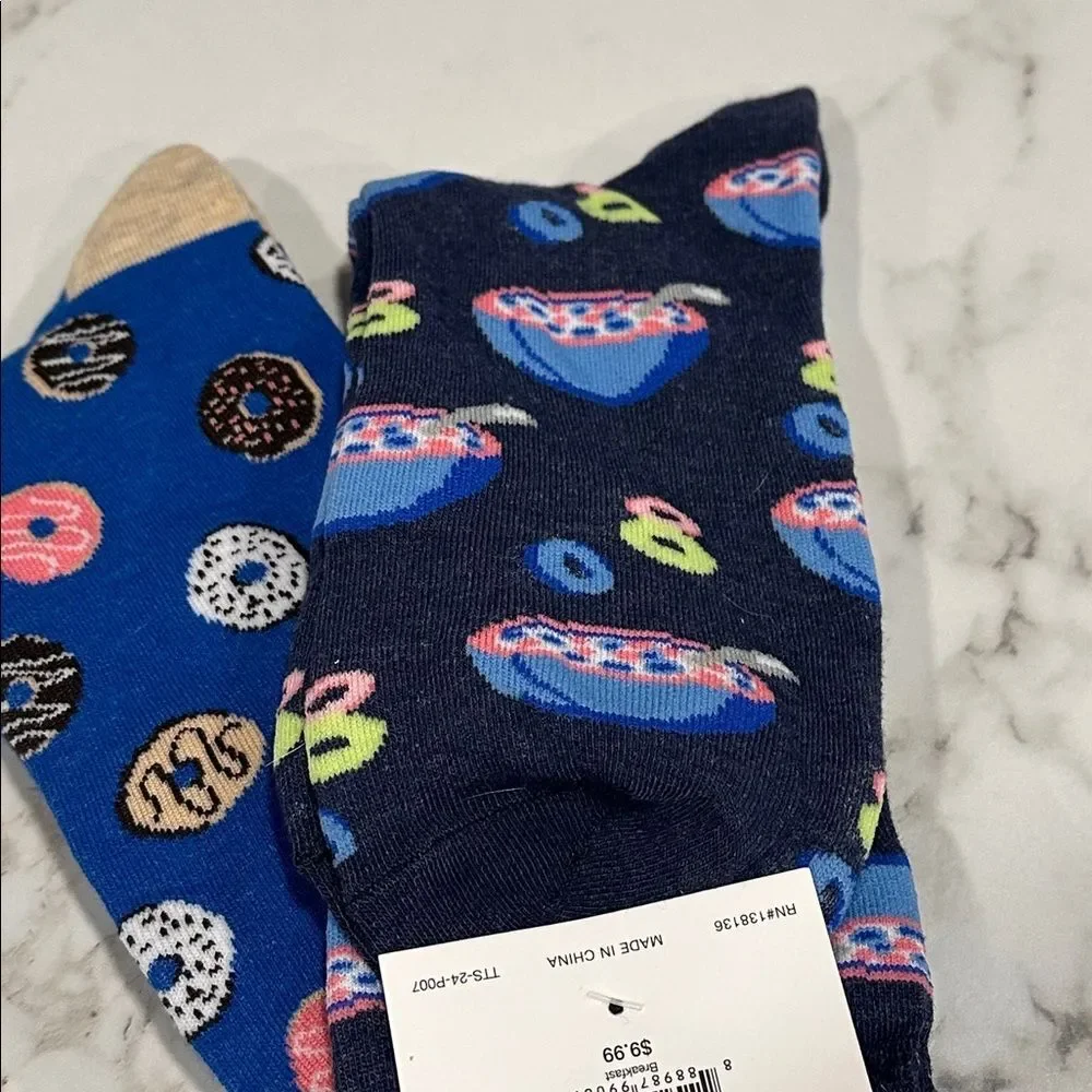Twisted Toes Crew Socks Mens 8-13 NEW 2 Pair Donuts Milk & Cereal Novelty Socks